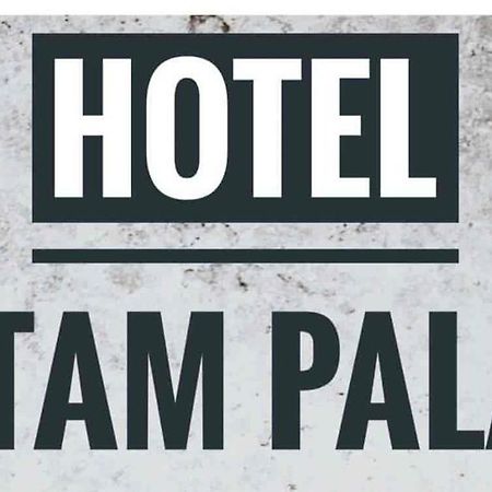 Hotel Pritam Palace , Dhule Eksteriør billede
